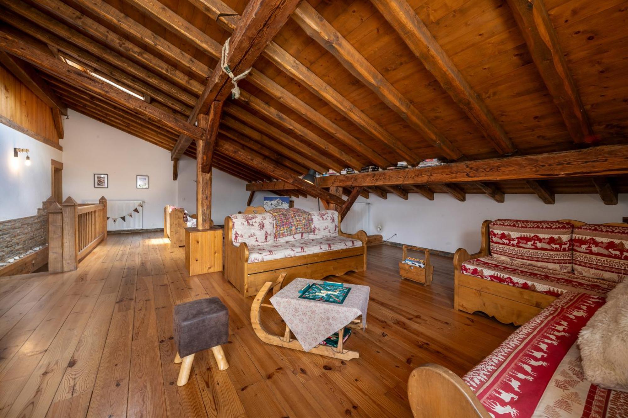 La Maison Des Cerries Hautecour  المظهر الخارجي الصورة
